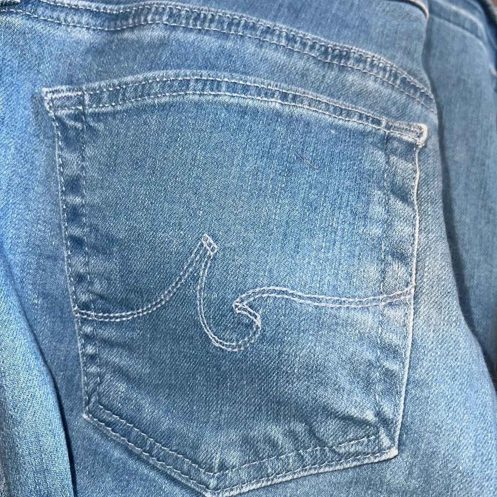 AG Adriano Goldschmied Stevie Capri Jeans Size 28 - Picture 2 of 10